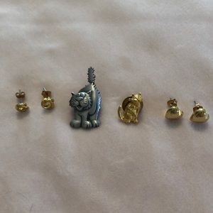 Bundle 2 cat pins & 2 pairs of post earrings